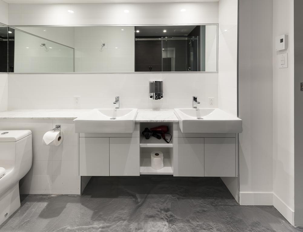 Boutique Lofts Milton Parc By Simplissimmo Apartment Montreal Bagian luar foto